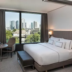 Ξενοδοχείο Melia Frankfurt